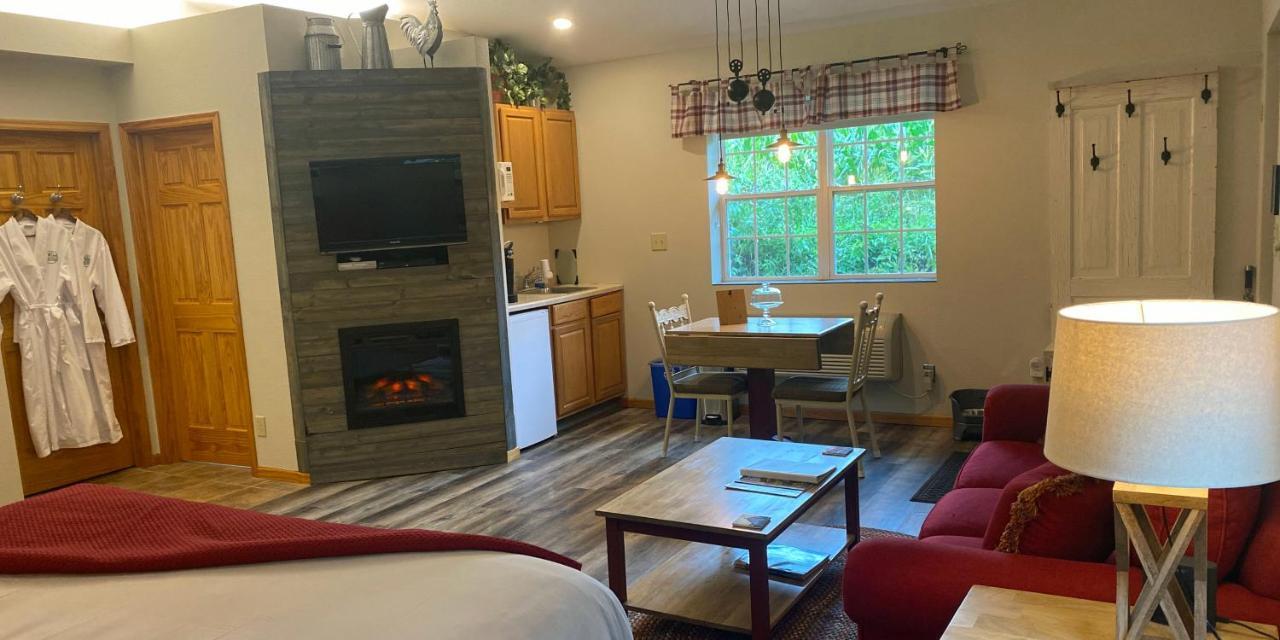 Hawk Valley Retreat & Cottages Galena Εξωτερικό φωτογραφία