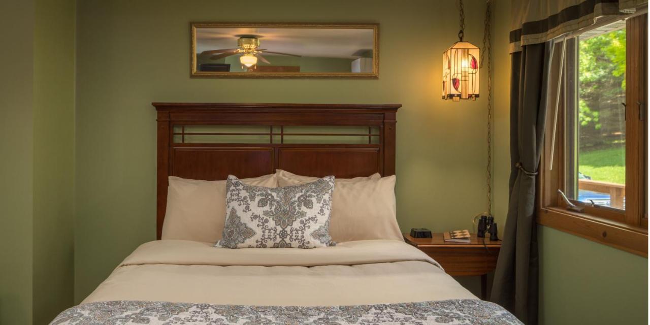 Hawk Valley Retreat & Cottages Galena Εξωτερικό φωτογραφία