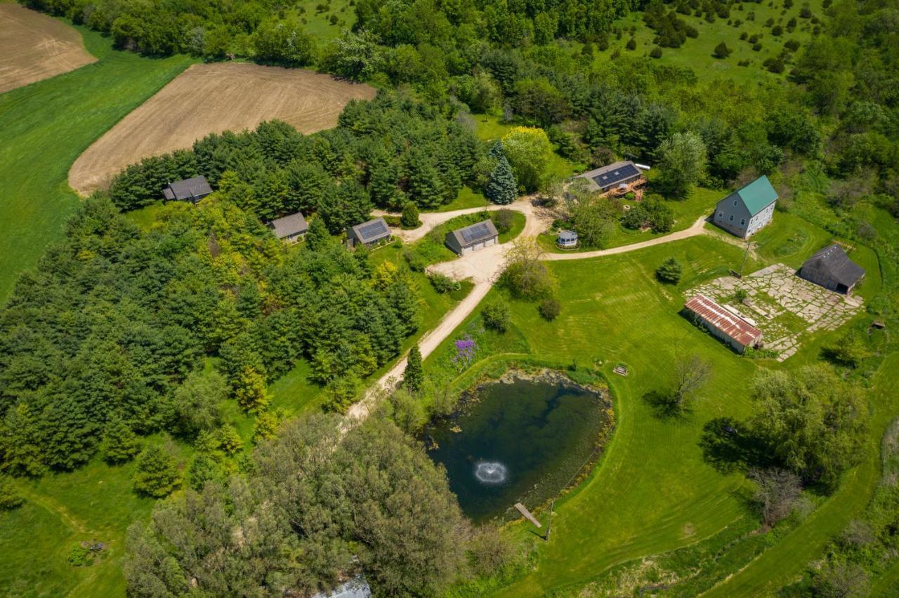 Hawk Valley Retreat & Cottages Galena Εξωτερικό φωτογραφία