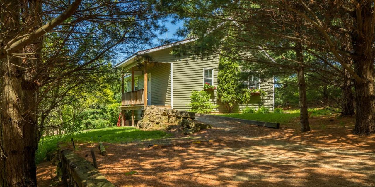 Hawk Valley Retreat & Cottages Galena Εξωτερικό φωτογραφία